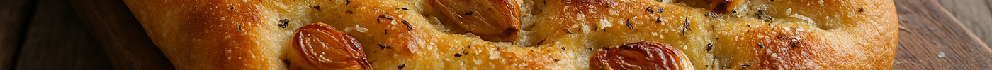 Focaccia à l'Ail Confit et au Parmesan