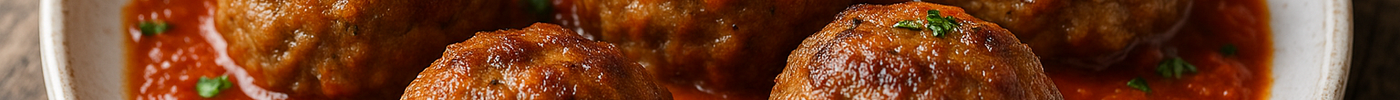 Boulettes de viande au fromage et sauce tomate