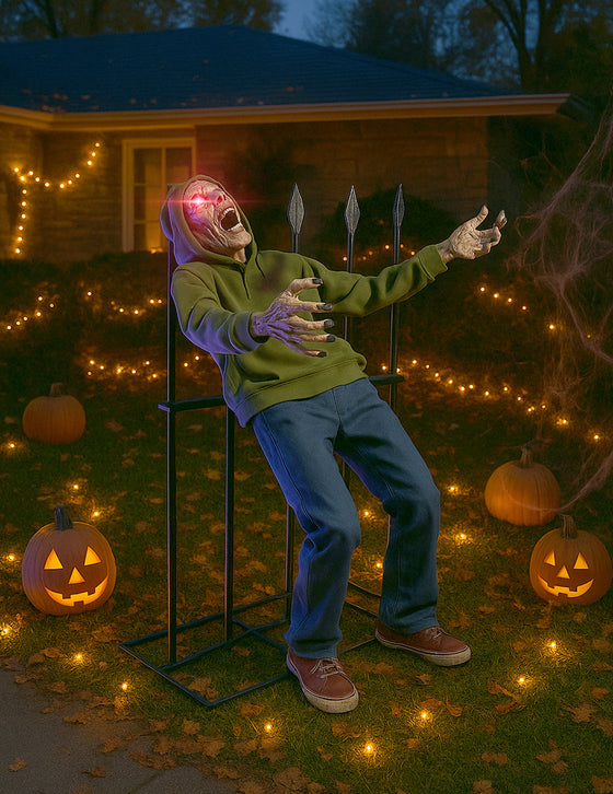 Décoration Animée Zombie Empalé Sonore et Lumineux 140 cm