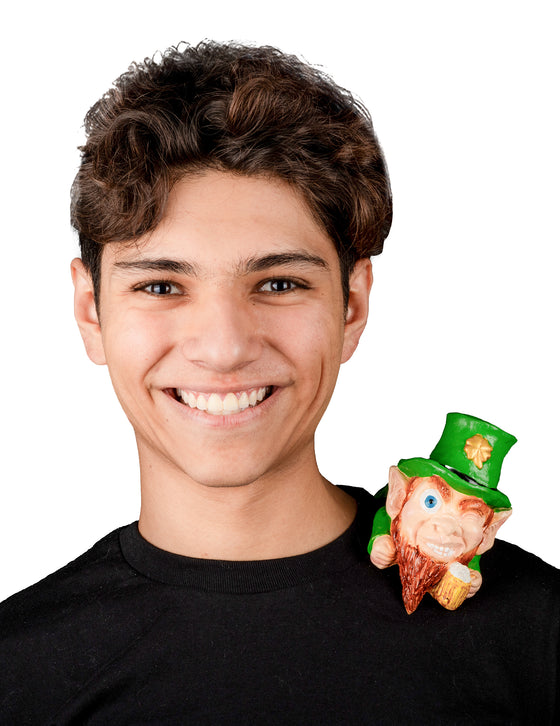 Petit leprechaun d'épaule adulte