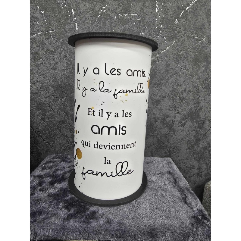 Lumineuse Led "Il y a les amis. il y a la famille et il y a les amis qui deviennent la famille"