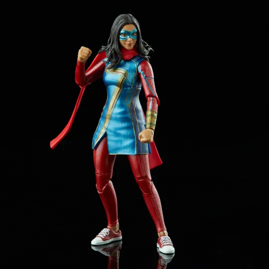 MARVEL - Ms. Marvel - Figurine Legend Series 15cm