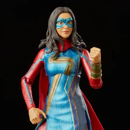 MARVEL - Ms. Marvel - Figurine Legend Series 15cm
