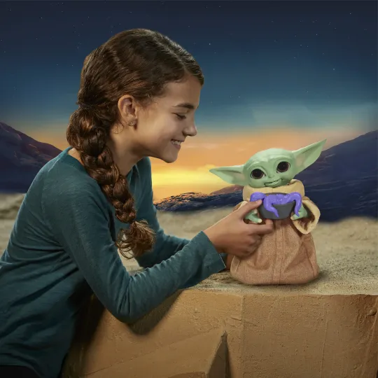 STAR WARS - Galagtic Snackin' Grogu - Figurine interactive 23cm 'UK'