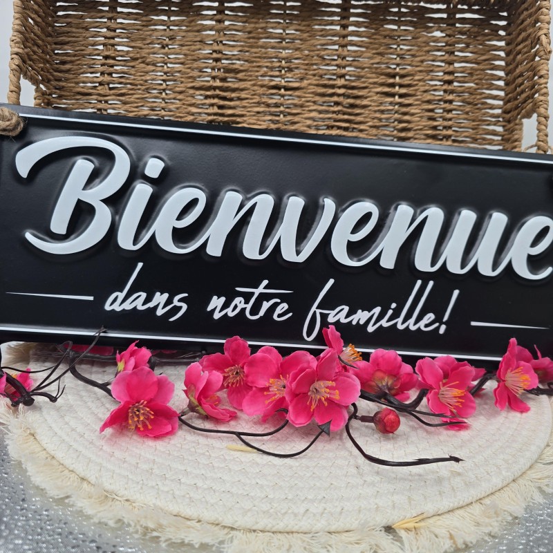 PLAQUE METAL "BIENVENUE...FAMILLE"