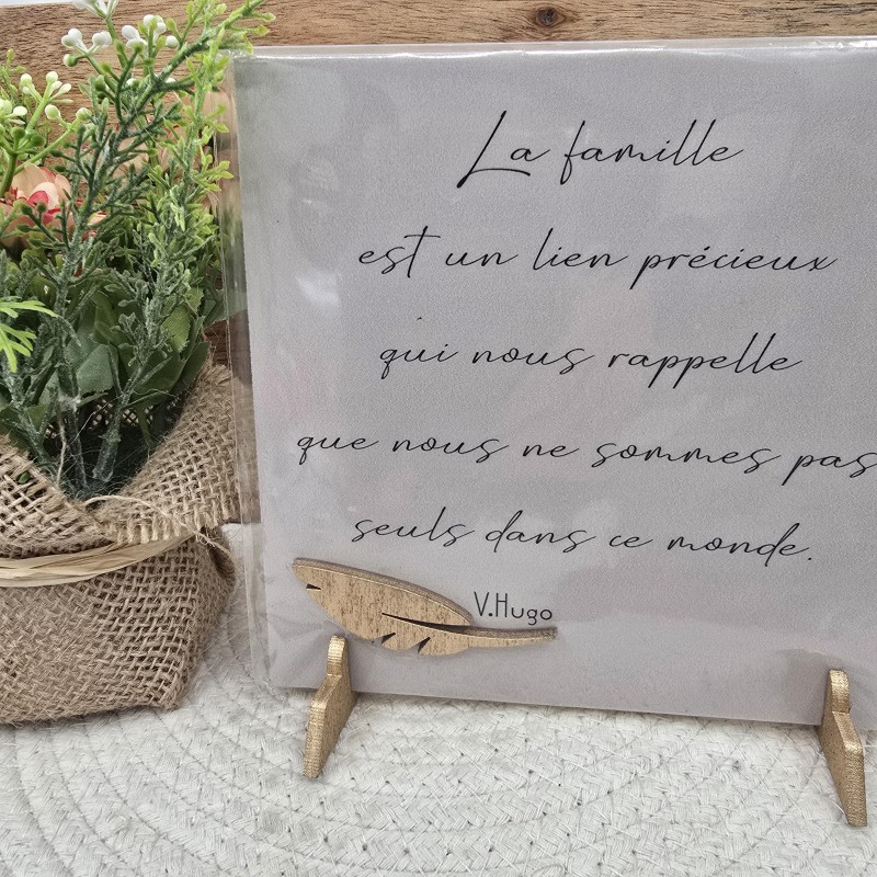 Cadre relief 15/15 "La famille est un lien précieux"
