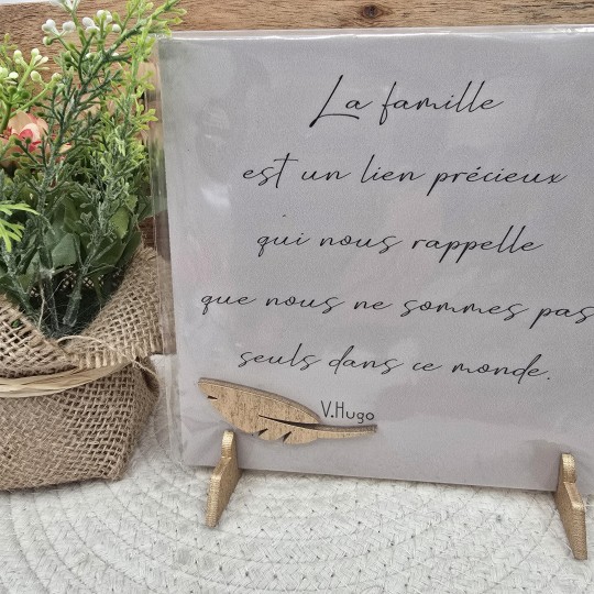 Cadre relief 15/15 "La famille est un lien précieux"