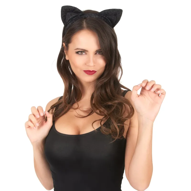 Oreilles de chat noires