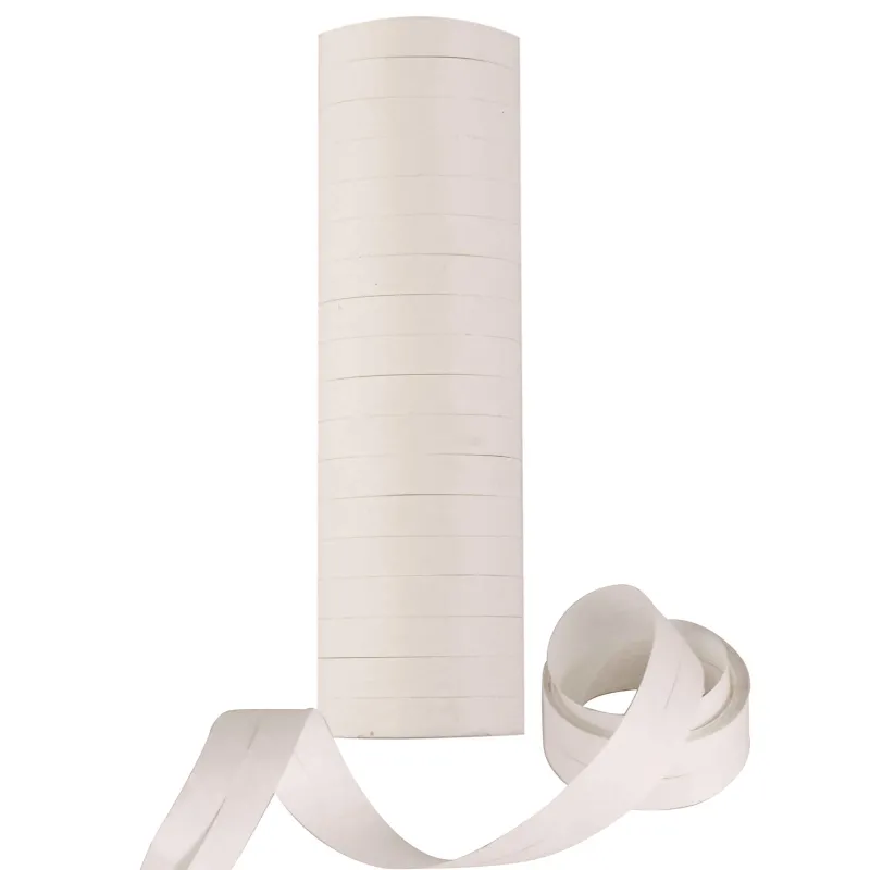 Rouleau de serpentins blanc