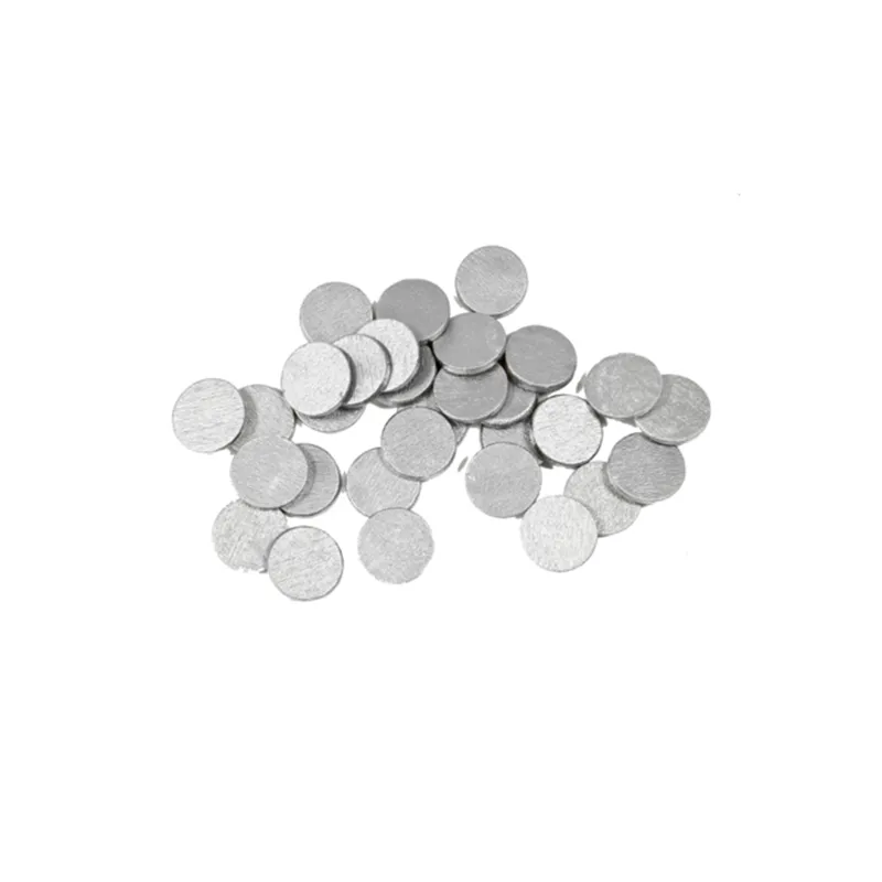 24 Confettis de table ronds argent 1