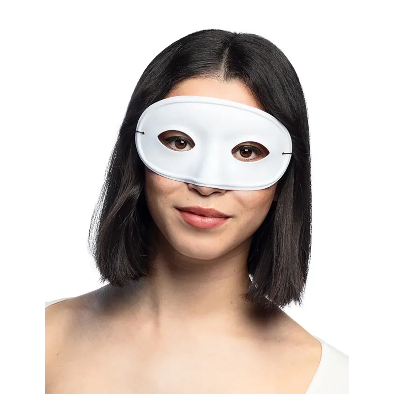 Loup blanc adulte