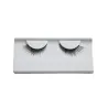 Faux cils asymétriques et croisés femme noir