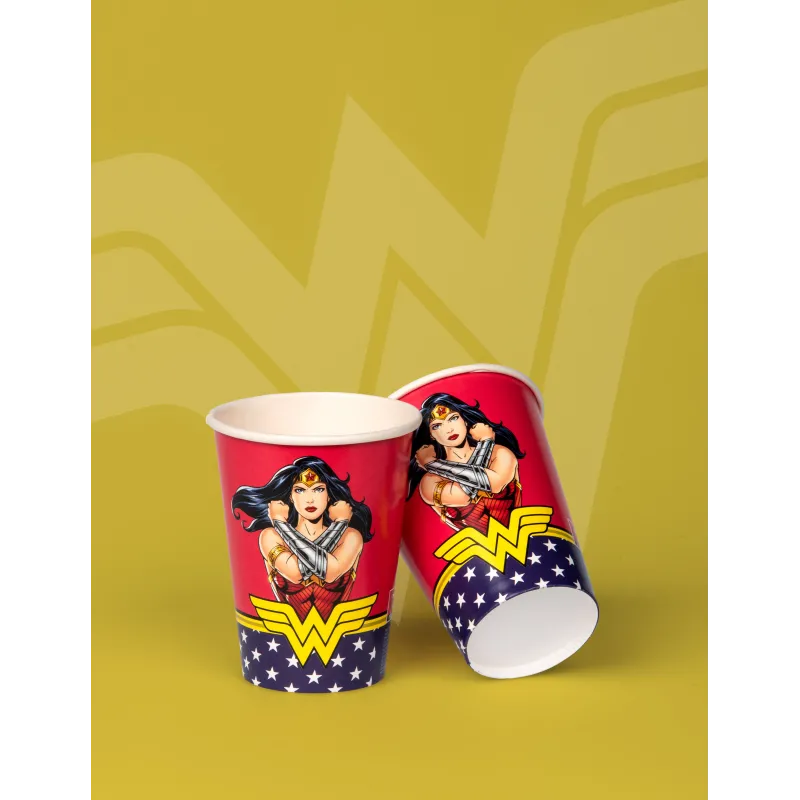 8 Gobelets en carton Wonder Woman 210 ml