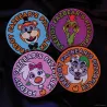 FIVE NIGHTS AT FREDDDY'S - 4 Dessous de Verres Gravés en Métal