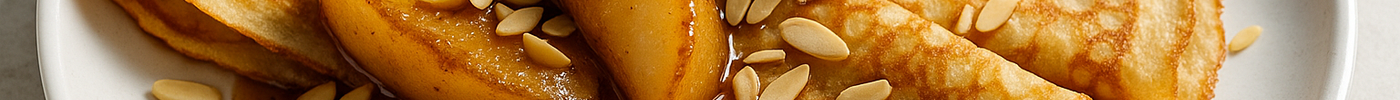 Crêpes aux Poires Caramélisées et Amandes