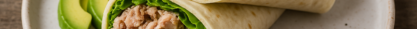 Wrap au thon, avocat et tomates séchées