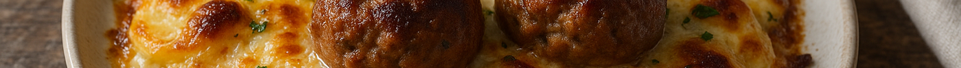 Gratin de pommes de terre et boulettes de viande