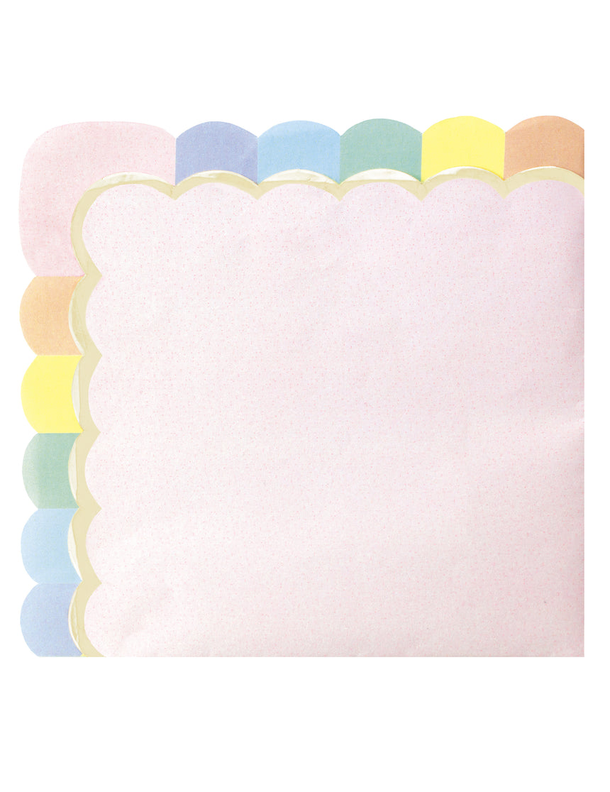 16 serviettes festonnées en papier rose pastel 33 x 33 cm bords arc-en-ciel