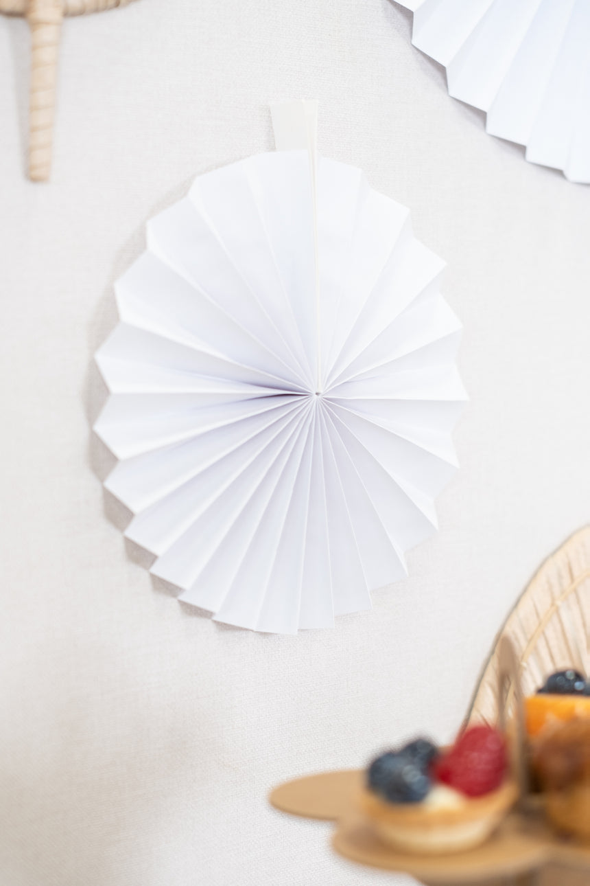 5 Rosaces en papier blanches