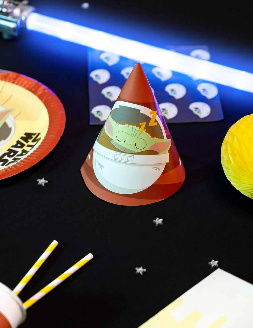 6 Chapeaux de fête en carton bébé Yoda The Mandalorian