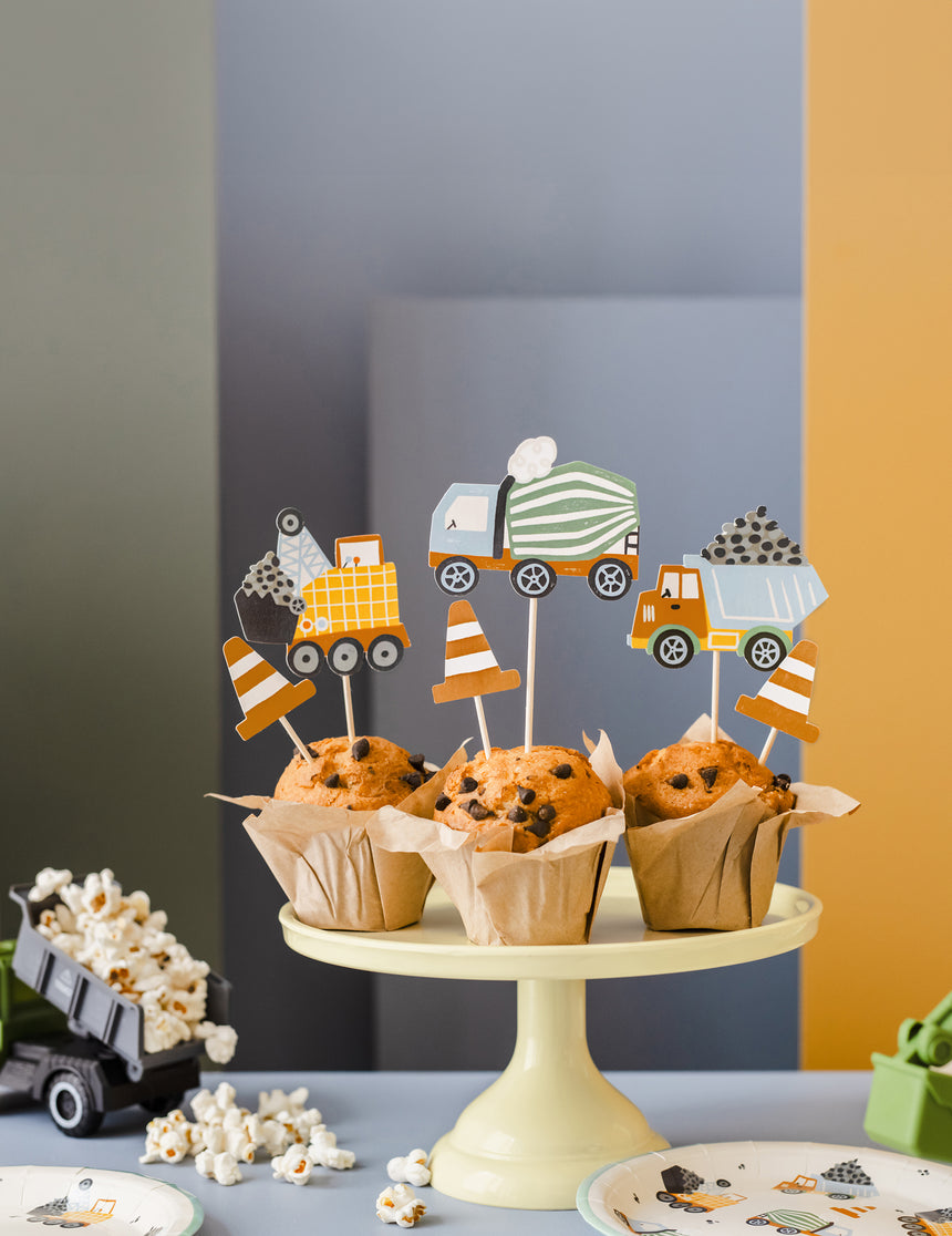 6 petites assiettes camions de chantier 18 cm