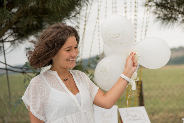8 ballons en latex just married blancs et dorés 23 cm c?ur végétal