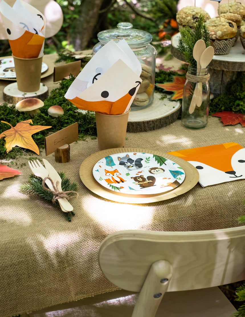 8 petites assiettes en carton animaux de la forêt 18 cm pour anniversaire
