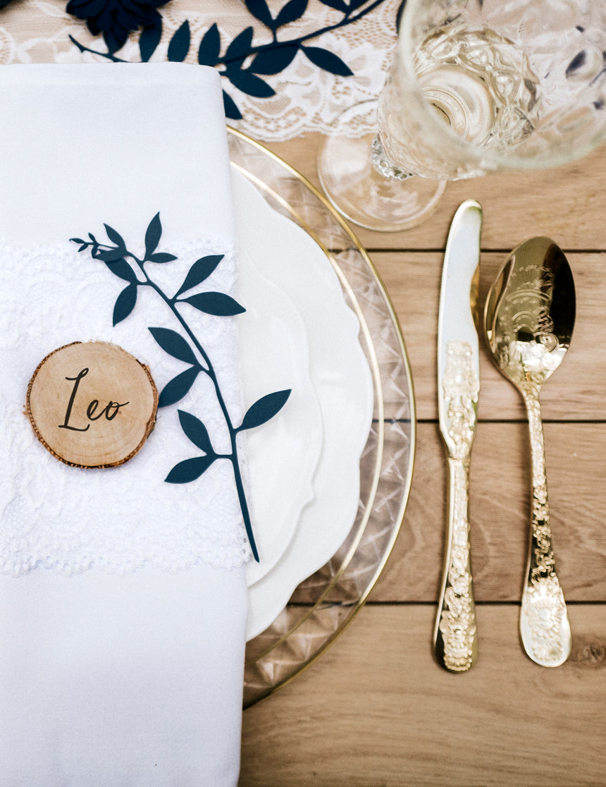9 décorations de table feuilles bleu marine 16 cm en papier
