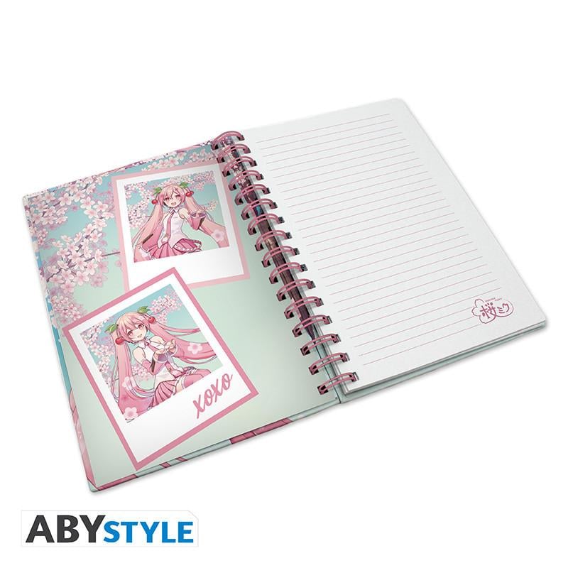 HATSUNE MIKU - Fleurs de Cerisier - Cahier A5 Spiral