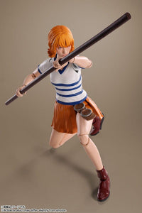 ONE PIECE NETFLIX - Nami - Figurine S.H. Figuarts 15cm