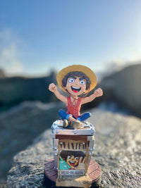 ONE PIECE NETFLIX - Luffy Wanted - Support Manette & Portable - 20cm