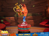 CRASH BANDICOOT - Crash Team Racing Crash Winner - Statuette 46cm