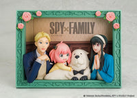 SPY X FAMILY - The Forgers - Statuette 12.8x17.5cm