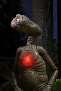 E.T. - Ultimate Deluxe E.T. - Figurine 40ème anniversaire 18cm