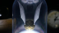 HARRY POTTER - Lampe Vif d'Or sous cloche