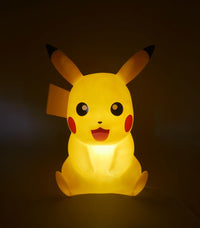 POKEMON - Pikachu Assis - Lampe LED 40cm