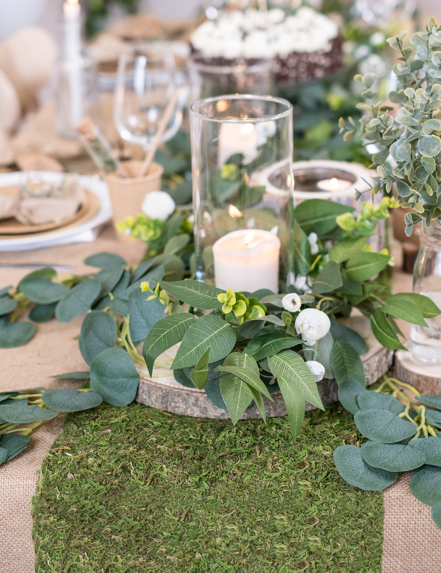 Chemin de table végétal en mousse naturelle 30 cm x 2 m pour mariage