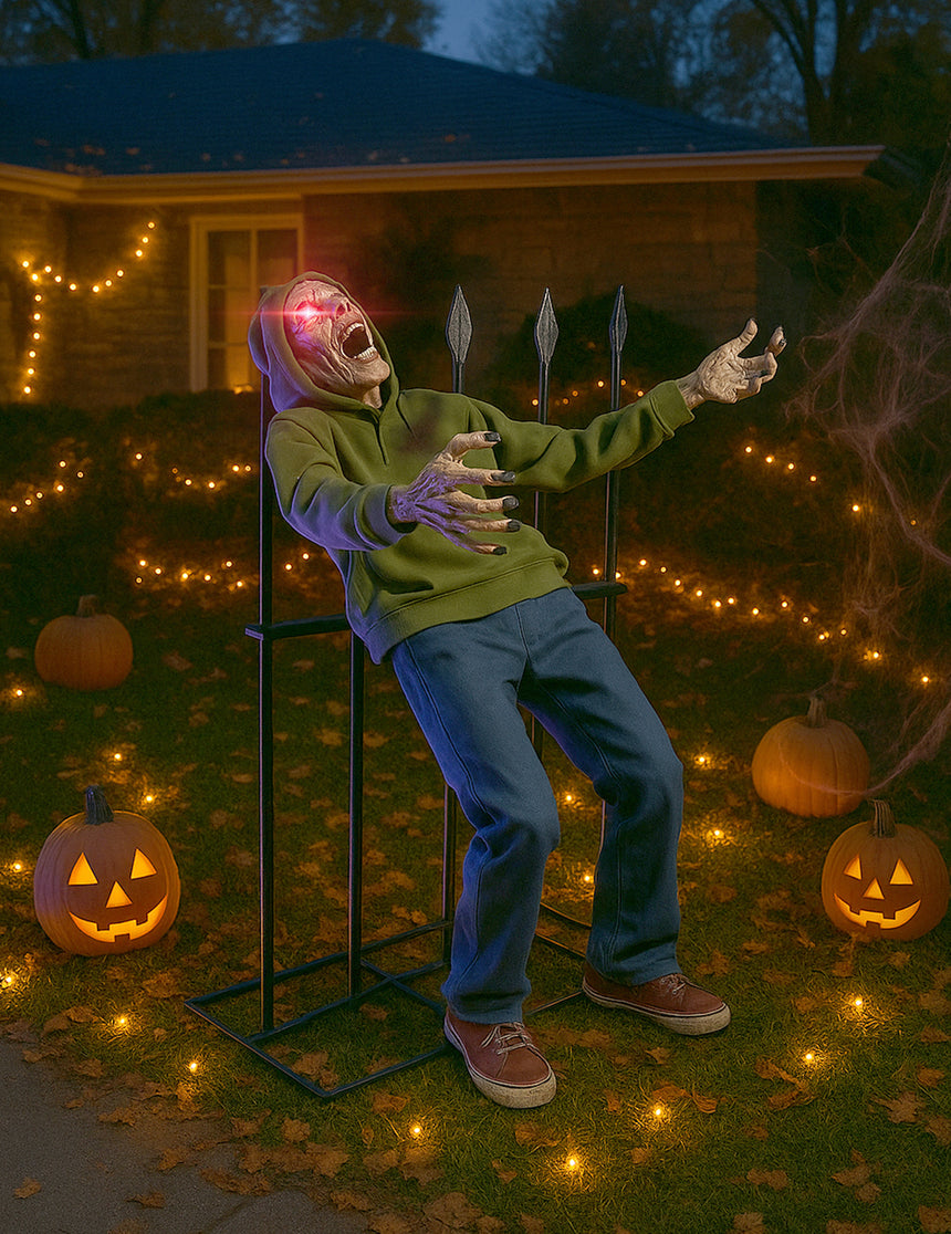Décoration Animée Zombie Empalé Sonore et Lumineux 140 cm