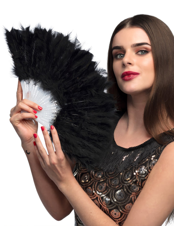 Eventail à plumes noires 25 cm