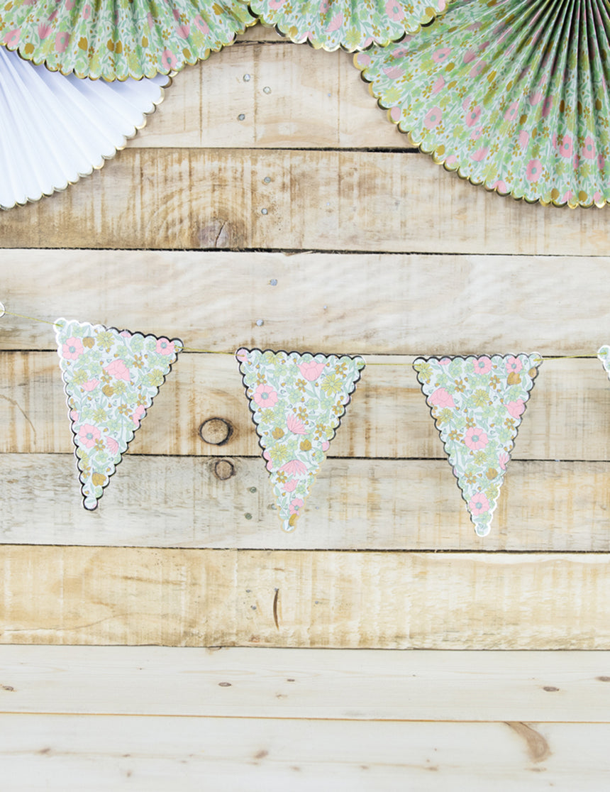 Guirlande de fanions shabby 3 m à fleurs liberty