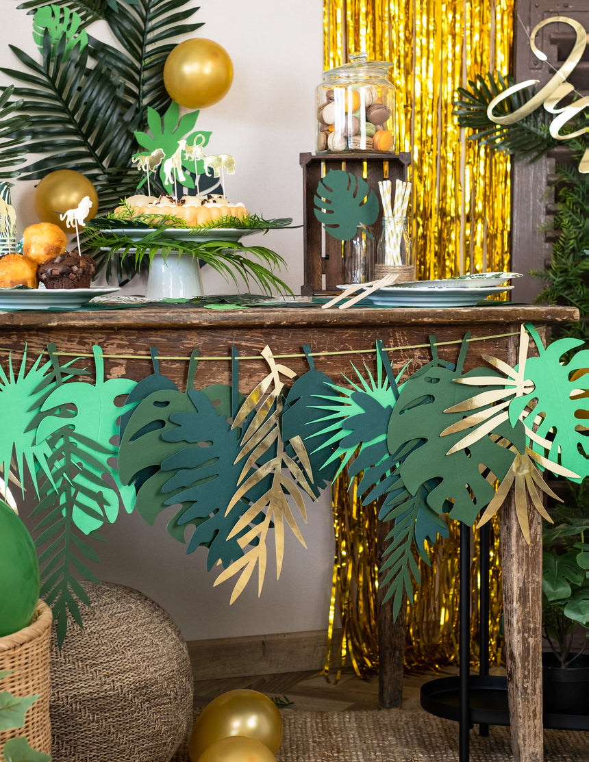 Guirlande en carton feuilles tropicales dorées et dégradé de vert 2 m