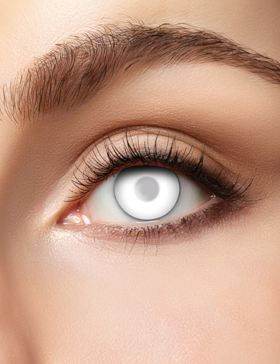 Lentilles de zombie blanches semi opaques 3 mois