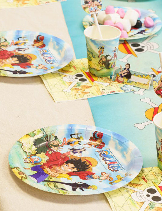 Lot de 8 assiettes 23 cm en carton One Piece