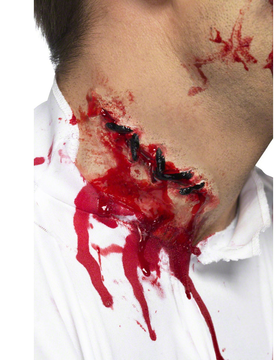 Fausse blessure cou