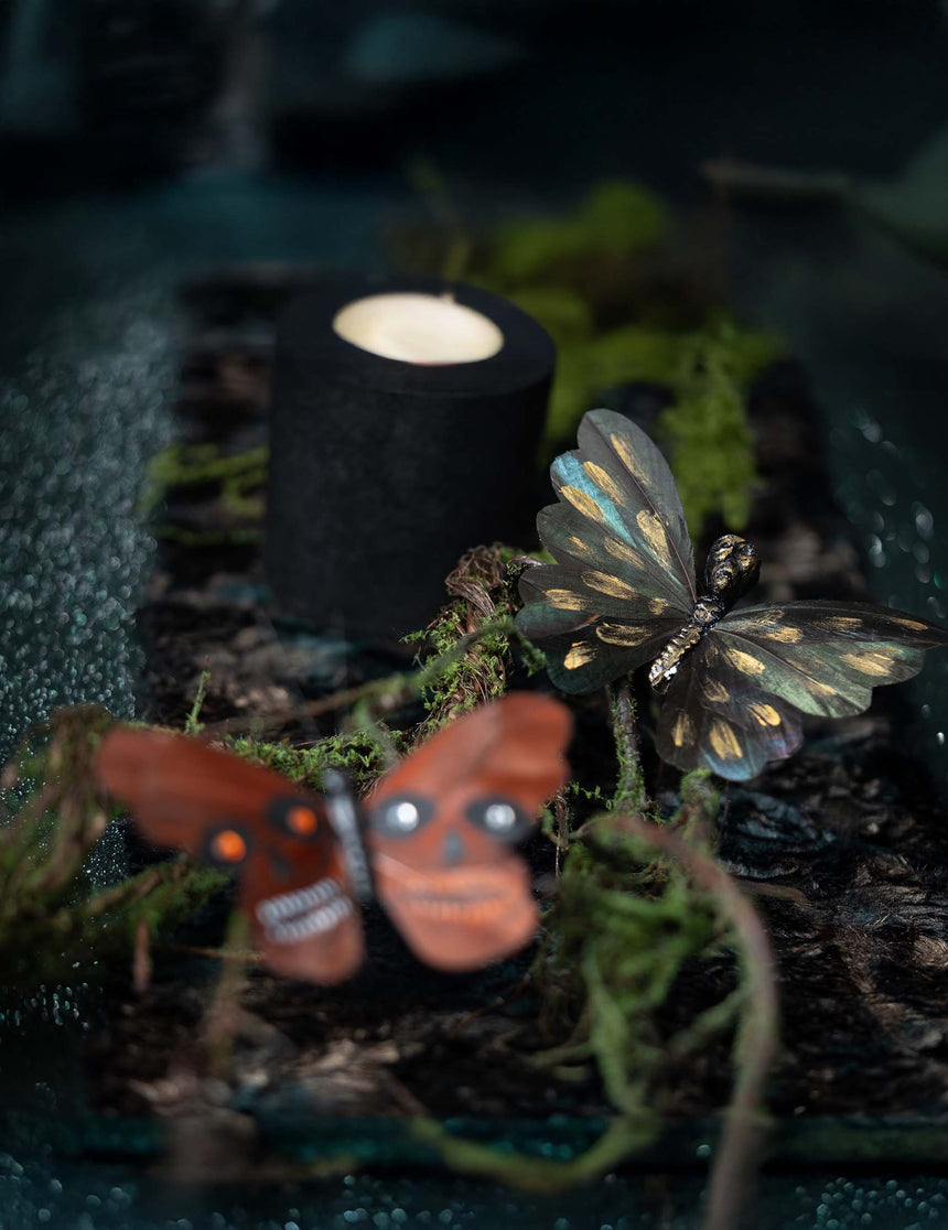 Papillon de forêt tête de mort à pincer 13,5cm