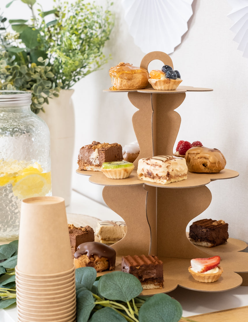 Présentoir à cupcake en carton kraft 3 étages