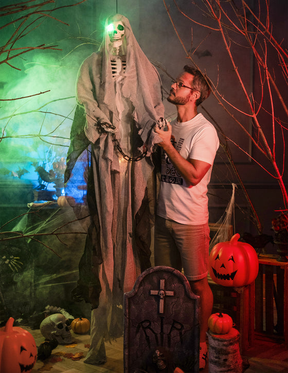 Squelette gris lumineux à suspendre Halloween 180 cm