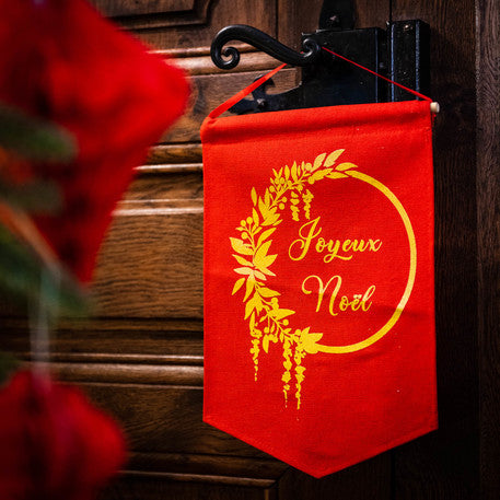 Suspension en lin joyeux Noël rouge floqué or 20 x 30 cm décorative