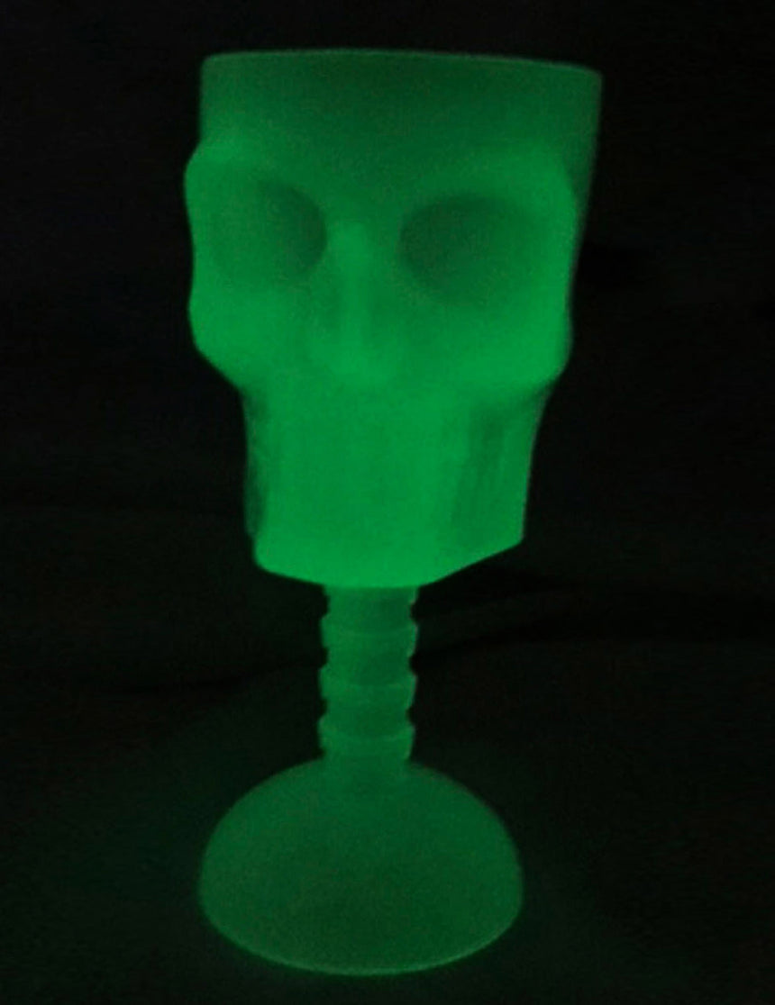 Verre tête de mort phosphorescent 18 cm