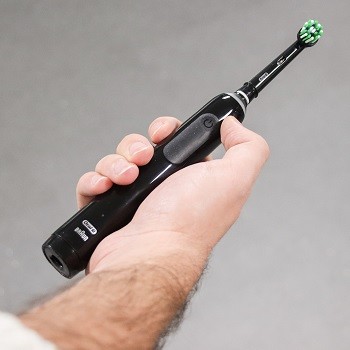 Brosse à dent électrique